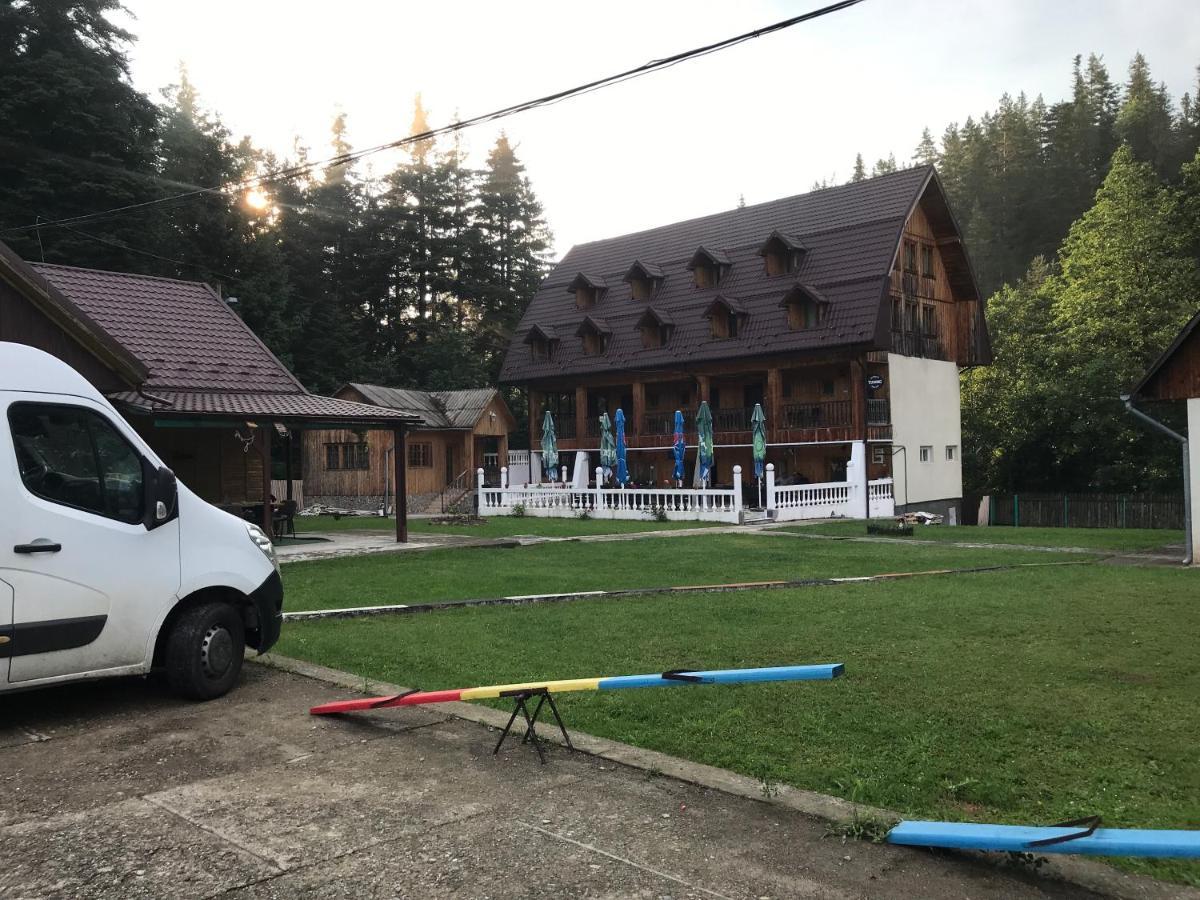 A Pousada Casa Postolache Soveja Exterior foto